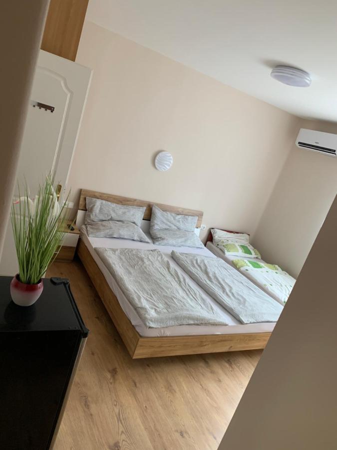 Zsuzsa Apartman Hajduszoboszlo Luaran gambar