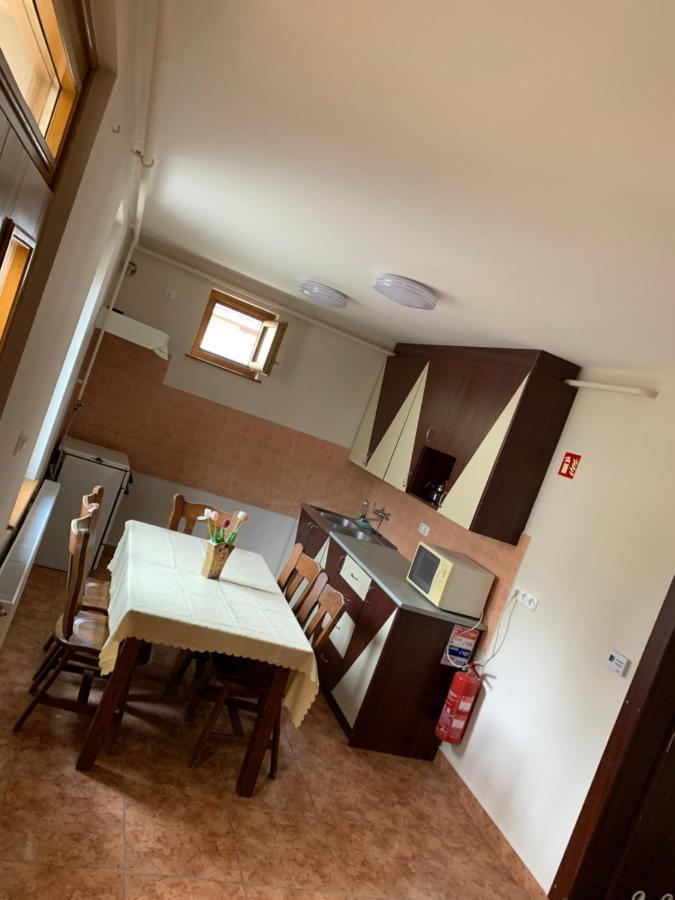 Zsuzsa Apartman Hajduszoboszlo Luaran gambar