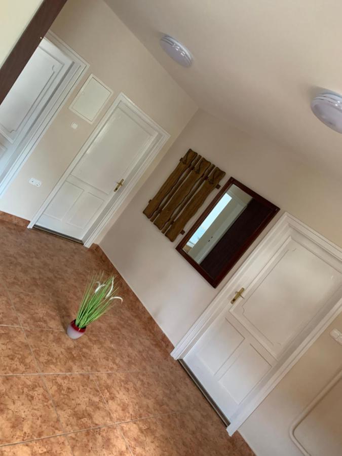 Zsuzsa Apartman Hajduszoboszlo Luaran gambar