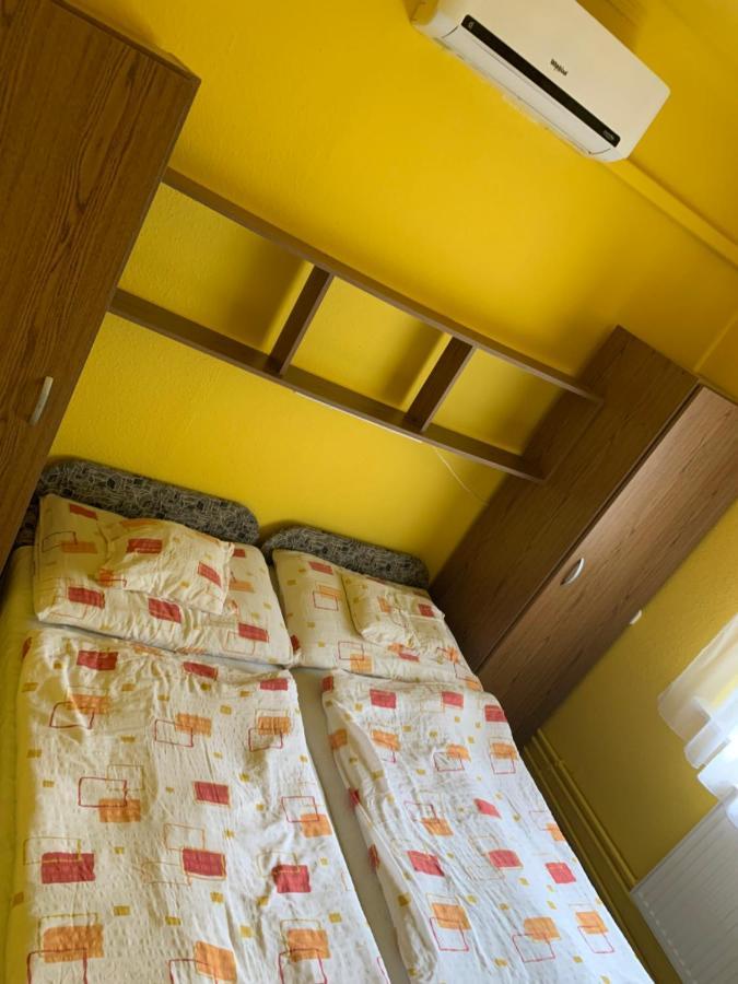 Zsuzsa Apartman Hajduszoboszlo Luaran gambar