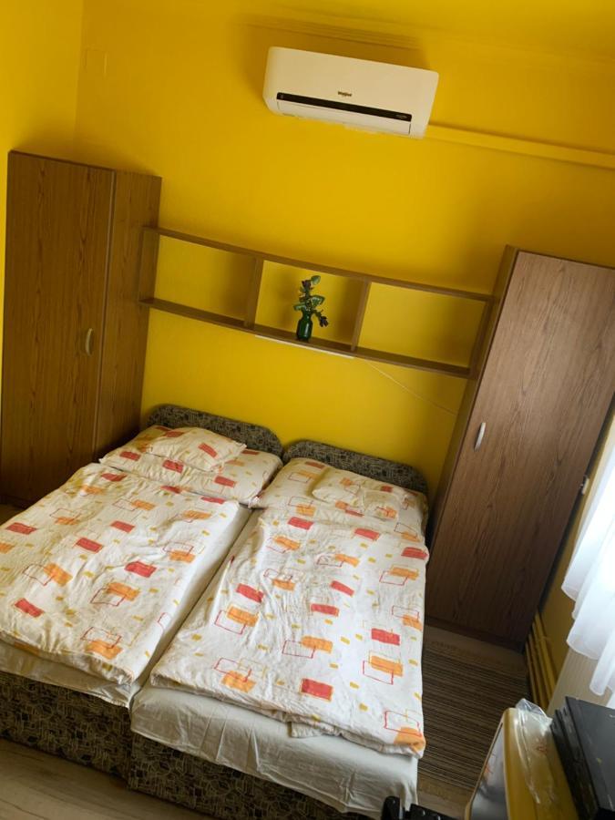 Zsuzsa Apartman Hajduszoboszlo Luaran gambar