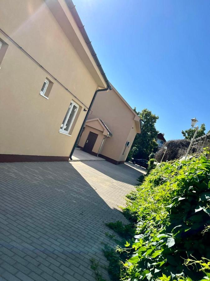 Zsuzsa Apartman Hajduszoboszlo Luaran gambar