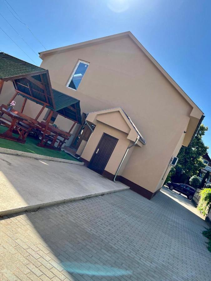 Zsuzsa Apartman Hajduszoboszlo Luaran gambar