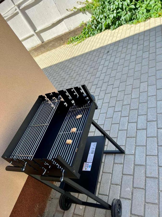 Zsuzsa Apartman Hajduszoboszlo Luaran gambar